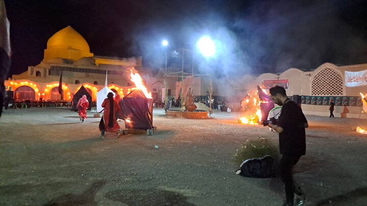 خیمه‌سوزان و شام غریبان در جوار مسجد جامع اردستان