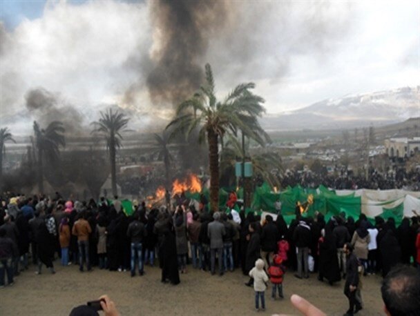 خیمه سوزان روز عاشورا آیین سنتی در شهر طاقانک