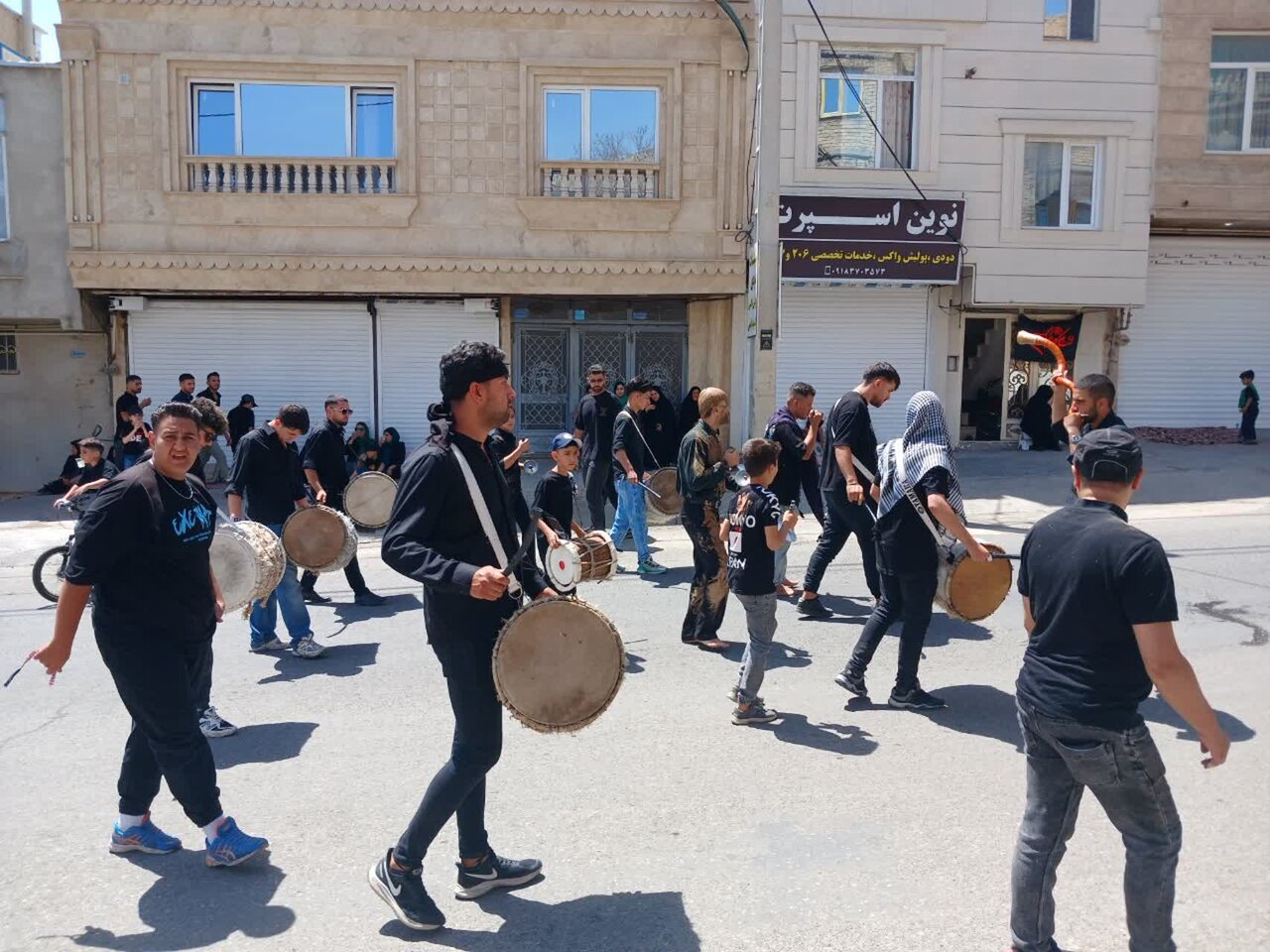 آیین عزاداری عاشورای حسینی در شهرهای کردستان آغاز شد