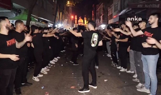 İstanbul'da binlerce kişi Kerbela şehitlerini andı