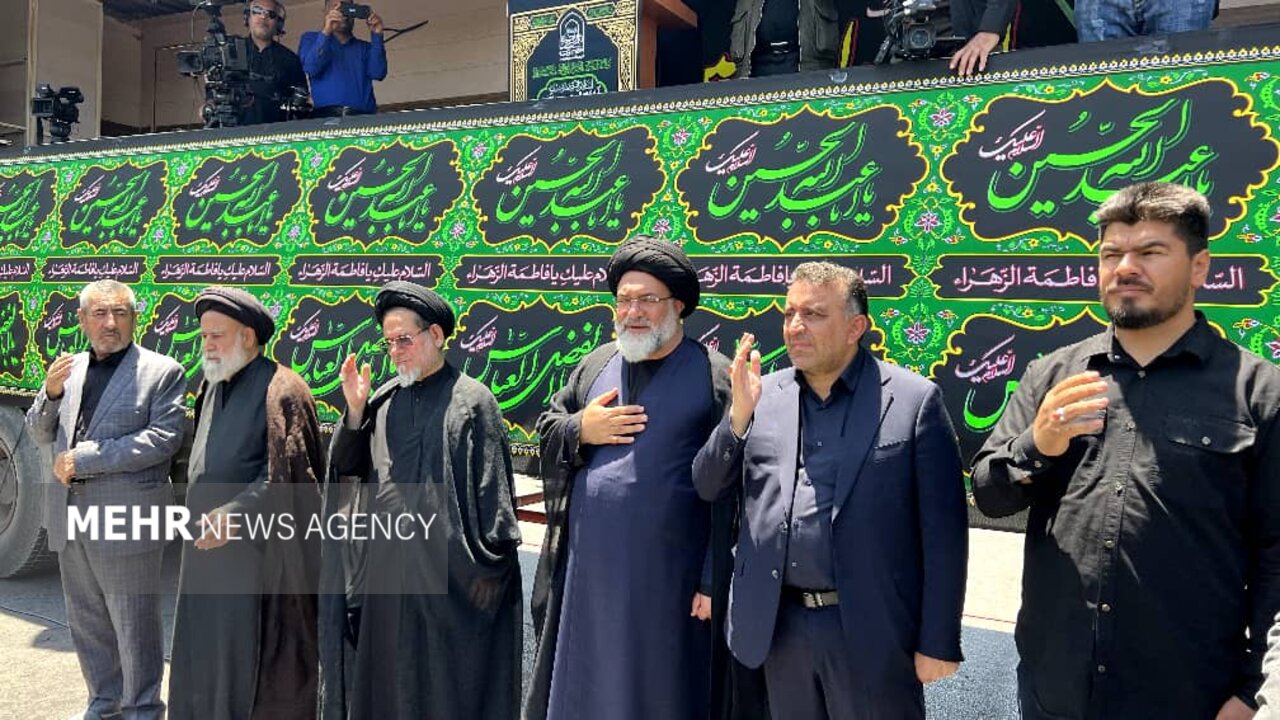 مراسم عزاداری ظهر عاشورا در کهگیلویه و بویراحمد برگزار شد
