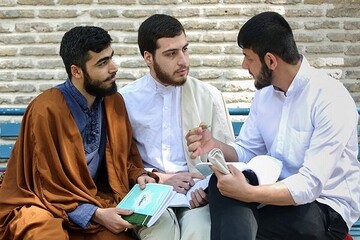 برگزاری کارگاه پژوهشی «آسیب شناسی برداشت‌های سیاسی از قرآن»
