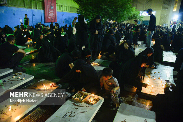 ‘Shaam-e Ghariban’ ritual observed in Isfahan