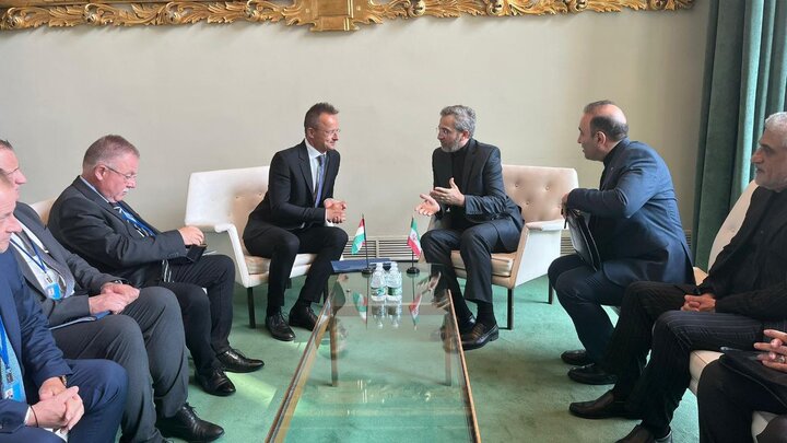 Bakıri New York'ta Macaristan Dışişleri Bakanı ile görüştü Bakıri New York'ta Macaristan Dışişleri Bakanı ile görüştü