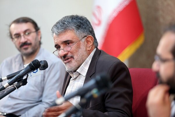 «سیره و قیام زیدبن علی» نقد و بررسی شد