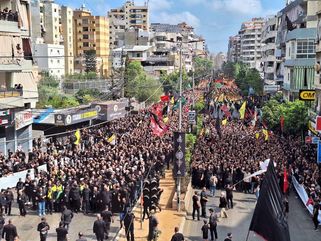 Lebanese hold Ashura Day rally in S Beirut (+Photos)