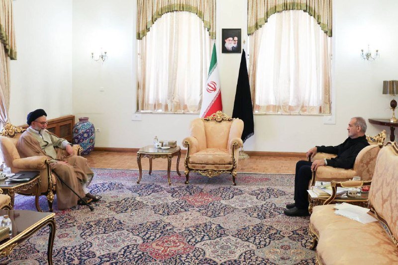 بزشكيان يستقبل وزير الأمن للاطلاع على اخر مستجدات الوضع الامني الايراني