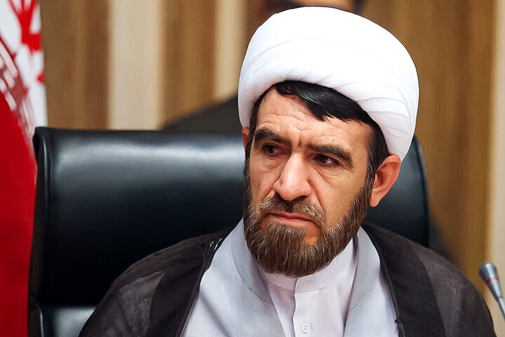 برخورد قاطع با سگگردانی در معابر عمومی قم ادامه خواهد یافت