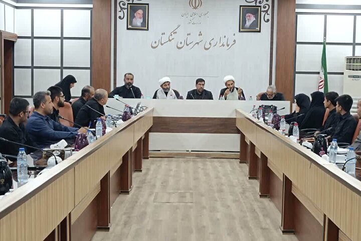 کانونهای فرهنگی مساجد تنگستان از ظرفیت ائمه جمعه استفاده کنند کانونهای فرهنگی مساجد تنگستان از ظرفیت ائمه جمعه استفاده کنند
