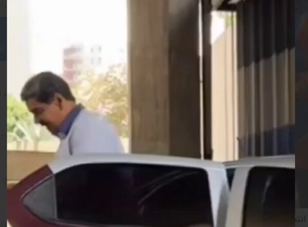 VIDEO: Venezuelan President uses Iranian car 'Tara'