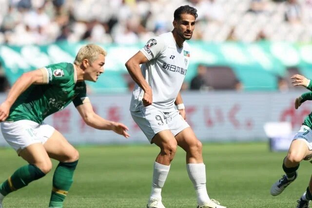 توپخانه گل دو ایرانی در امارات و درخشش پدیده لیگ ایران در روسیه