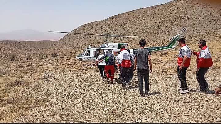 چوپان سقوط کرده از ارتفاعات کوه مشمی خراسان شمالی نجات پیدا کرد