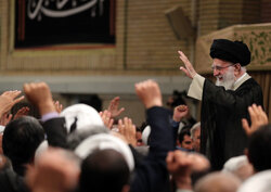 Leader's meeting members of new Iranian Parliament