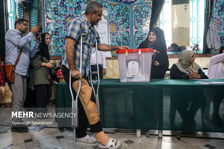 انتخابات مرحله دوم چهاردهمین دوره ریاست جمهوری در تهران