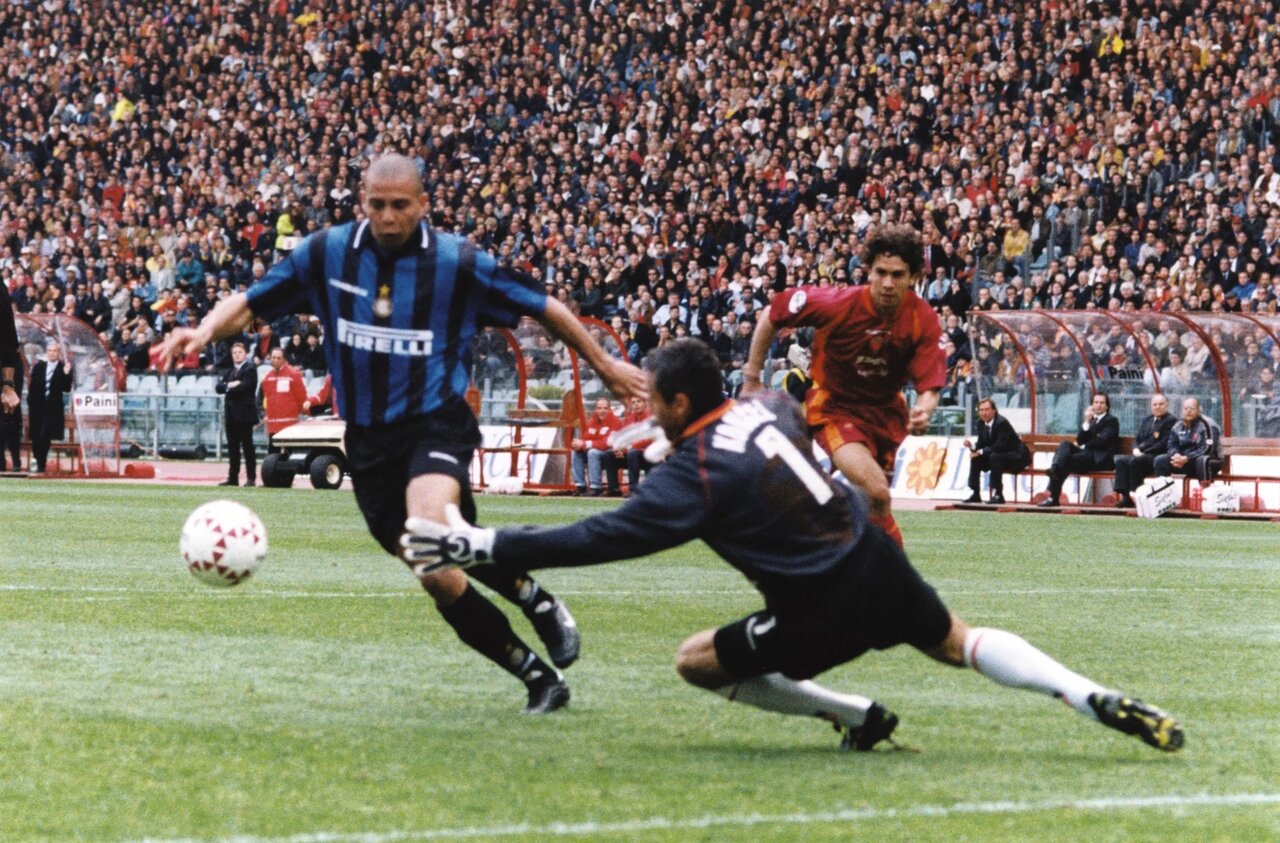 ۱۰ نکته خواندنی از زندگی مهاجم ایرانی/ گلزن بیرحم و عاشق موسیقی