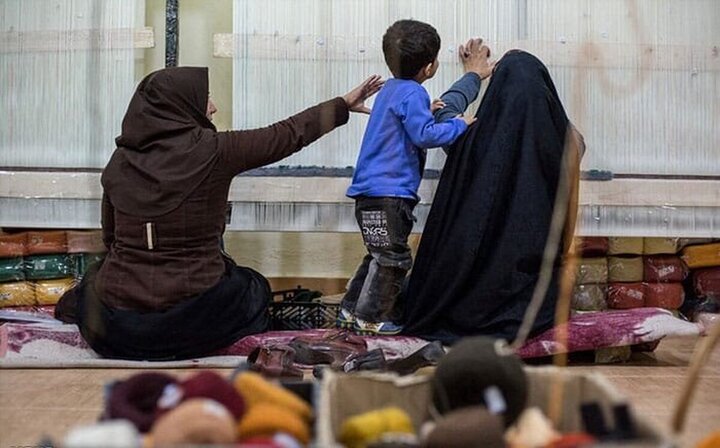 بررسی مسائل و چالشهای زنان سرپرست خانوار در نشستی علمی