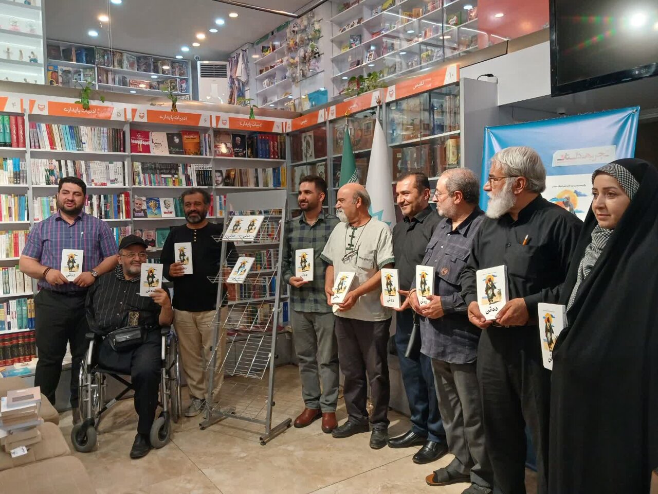 رونمایی از رمان «ده تن» برگزیده سومین جایزه داستان حماسی در مشهد