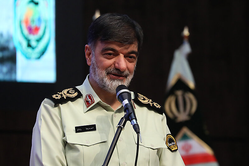 گامی تازه برای هوشمندسازی پلیس؛ ارزیابی عملکرد مأموران با QR کد