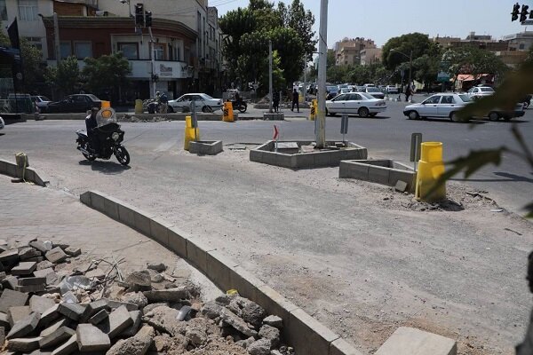 کاهش بار ترافیک چهارراه تلفن‌خانه تهران