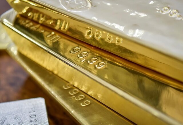 Iran imports over 120 tons of gold ingot in 4 months: IRICA