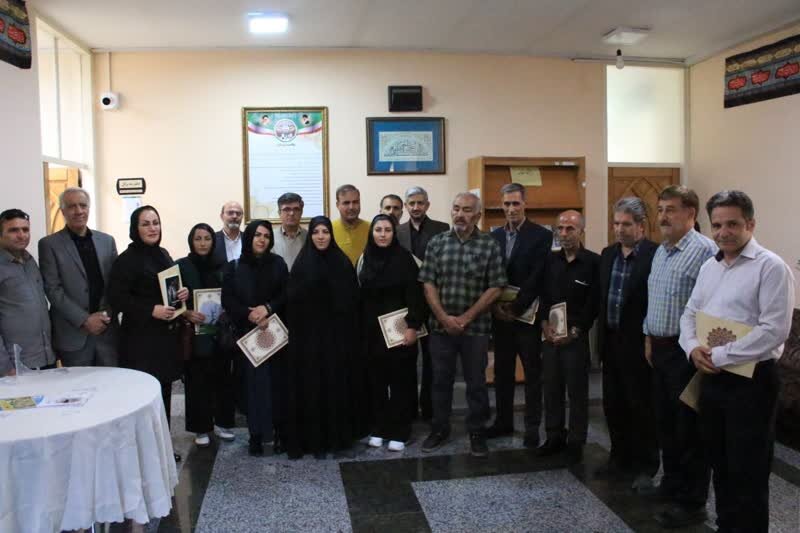 ۲۰ عنوان کتاب در خرمآباد رونمایی شد