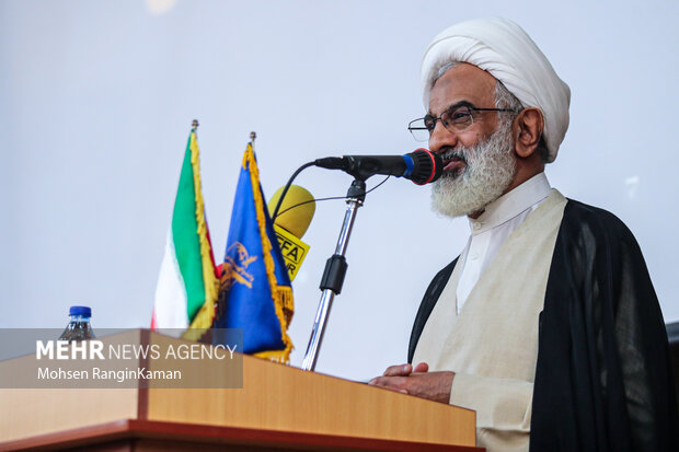 آئین تکریم و معارفه معاون روابط عمومی سپاه پاسداران آئین تکریم و معارفه معاون روابط عمومی سپاه پاسداران