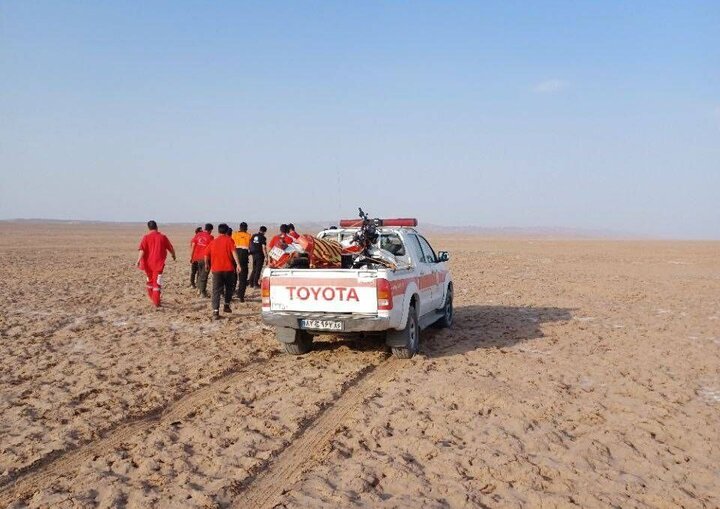 یک نفر در کویر گرمسار حوالی دکل علی آباد مفقود شد