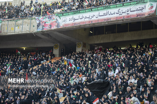 اجتماع مردمی دختران انقلاب در ورزشگاه آزادی