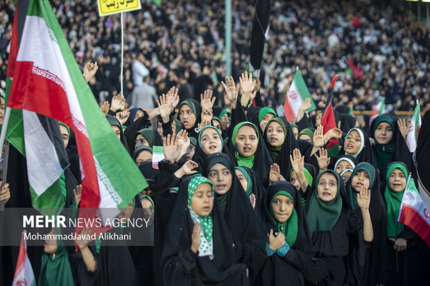 اجتماع مردمی دختران انقلاب در ورزشگاه آزادی