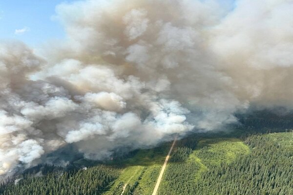 آتش‌سوزی گسترده در شهر گردشگری «جاسپر» در کانادا