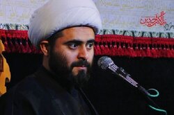 مردم باید استقامت در دین را از امام حسین(ع) یاد بگیرند