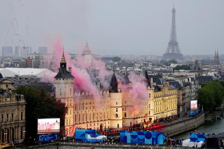 Paris2024'ün açılış töreninden renkli fotoğraflar