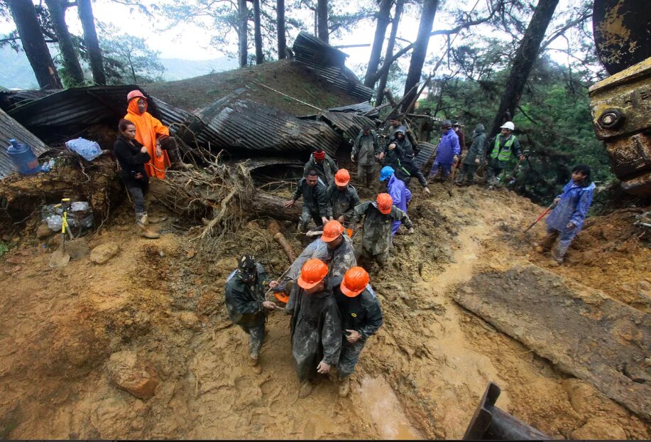 وقوع طوفان «گامی» در شرق چین/ ۳۰۰ هزار نفر تخلیه شدند