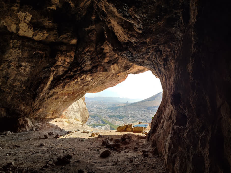 راه دسترسی به غار تاریخی «قمری» در حال احداث است