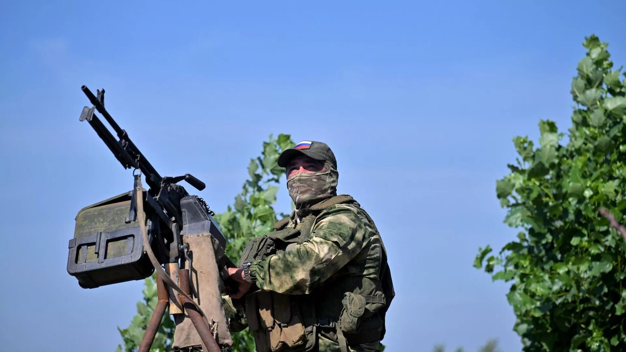 Russian forces capture Lozovatskoye settlement in Donetsk