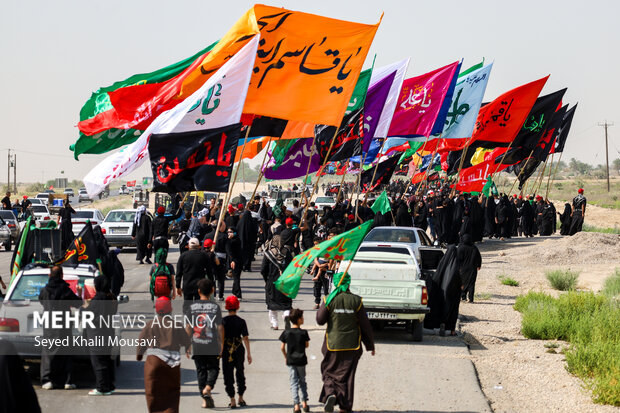 کاروان پیاده‌روی اربعین «عشاق الحسین رامشیر»