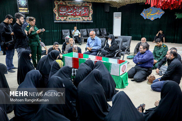 وداع با پیکر مطهر شهید مهرداد حیدری در معراج شهدای تهران