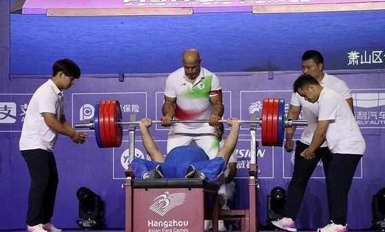 پاداش پارالمپیکیها منصفانه نیست/تا پارالمپیک پاریس قرارداد دارم