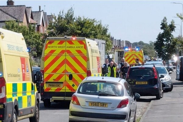 «حادثه بزرگ» در انگلیس/ چندین نفر زخمی شدند