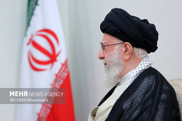 حضرت آیت الله خامنهای رهبر معظم انقلاب اسلامی