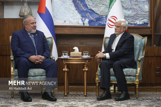 
Iran VP Aref meeting with Cuba’s Prime Minister