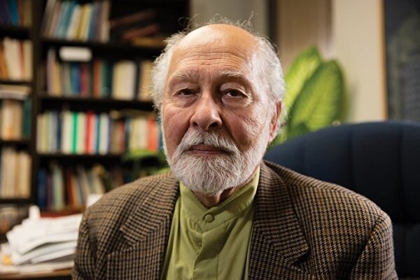 جلد نهم کتاب تفسیر معاصرانه قرآن به قلم سید حسین نصر منتشر شد