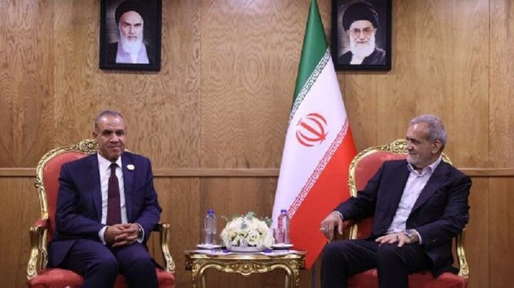 Iran, Egypt can help to solve problems with cooperation