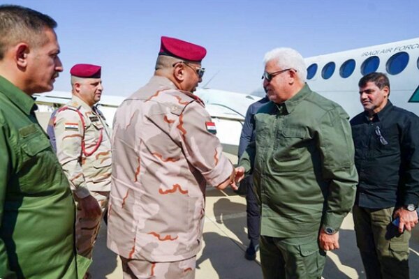 Hashd al Shabi chairman visits Ain al-Asad airbase