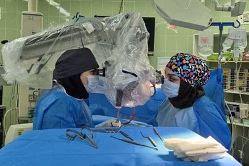 عمل جراحی تومور نخاعی مهره کمری با روش نوین در بوشهر انجام شد