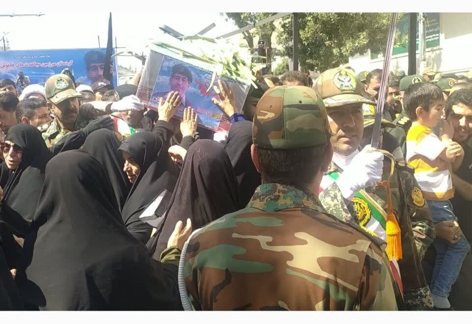 پیکر شهید حسین سامی مقام در سنندج تشییع شد