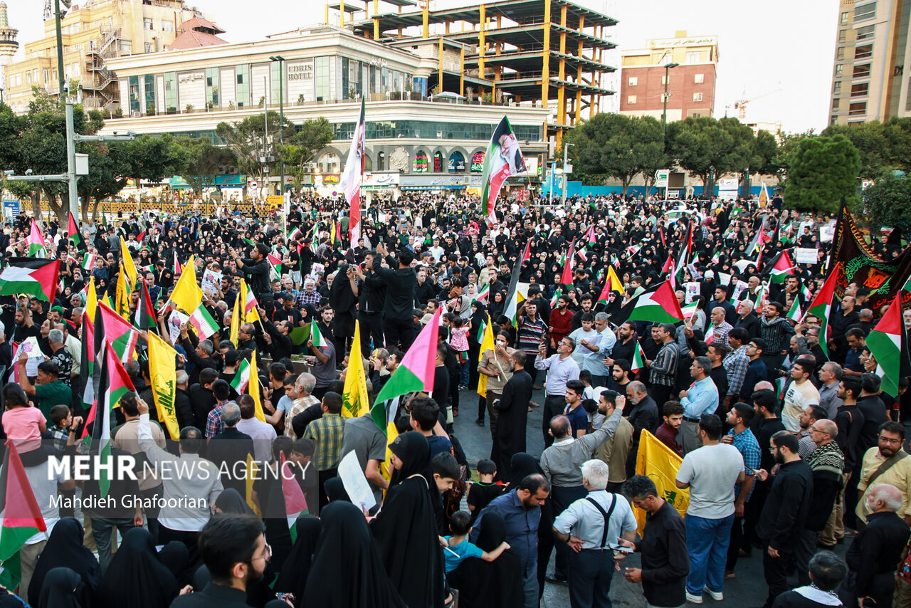 People in Mashhad condemn Haniyeh assassination