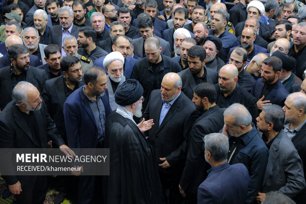 اقامه نماز بر پیکر شهید اسماعیل هنیه به امامت رهبر معظم انقلاب