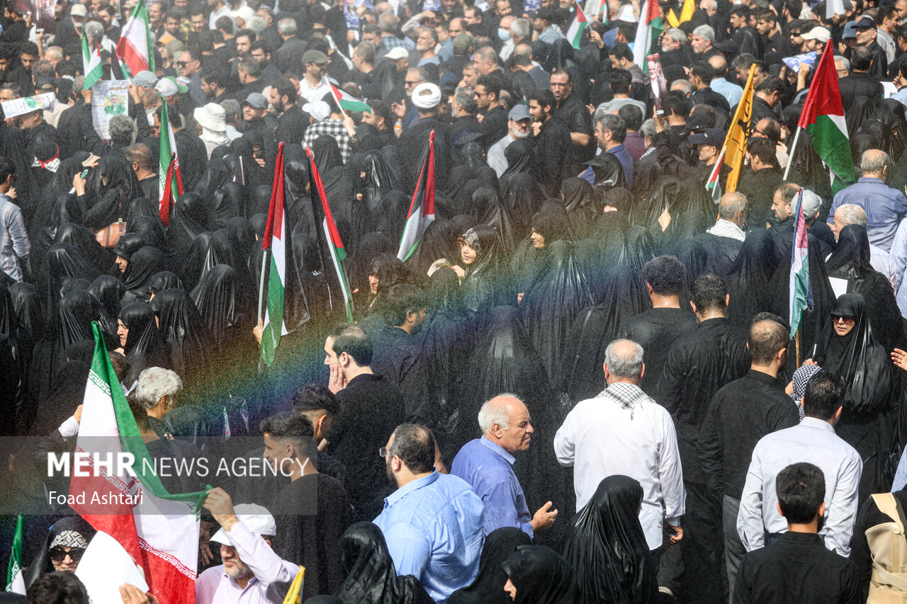 Mass funeral of martyr Haniyeh in Tehran
