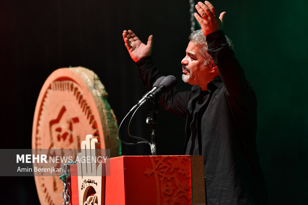 سی و نهمین سوگواره ملی «شب شعر عاشورا» در شیراز